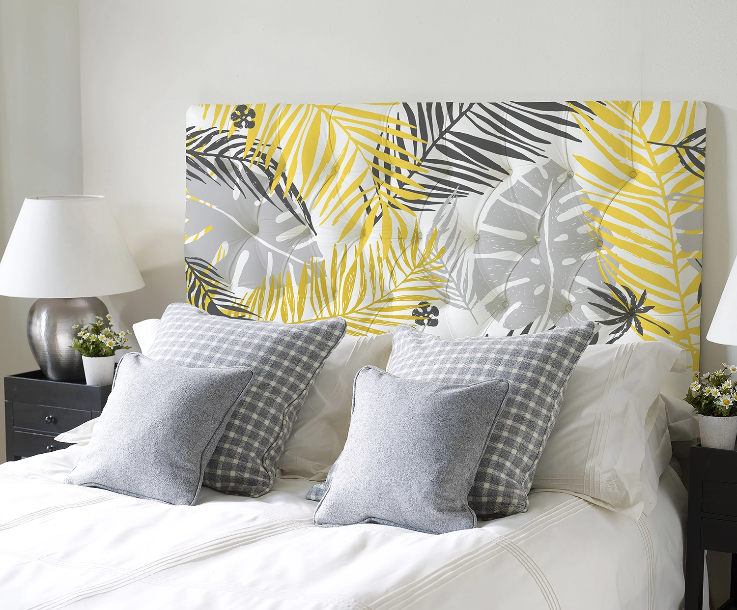 Fade scratch resistant leatherette or faux leather prints by Mera Wala Print Delhi, India