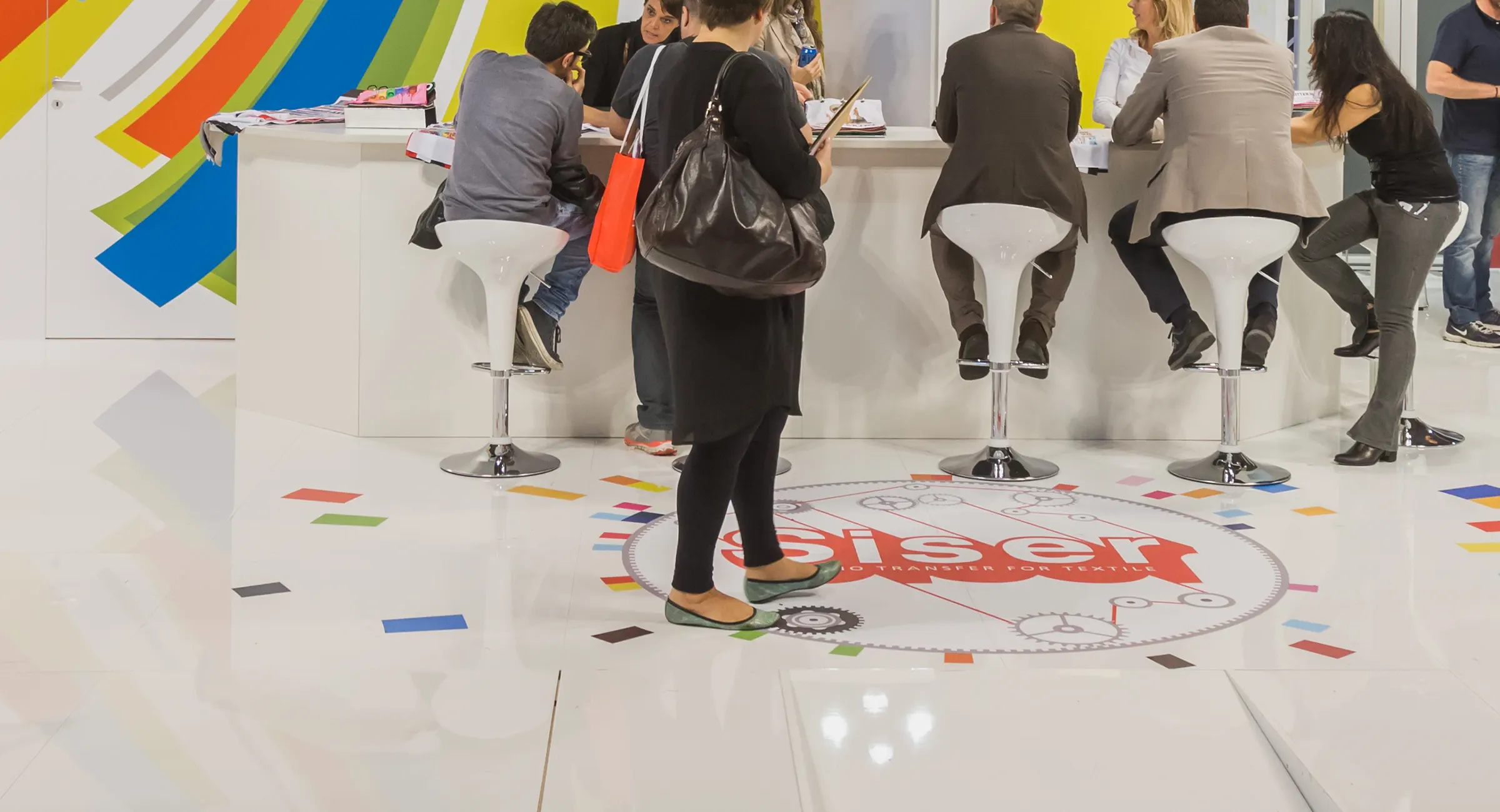 floor-graphics-applications1